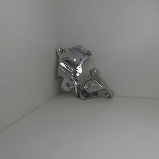 Chrome Ultra Bee Peg Mount